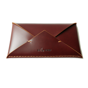 ซองมือถือ iPhone 6Plus และ  7Plus THE LETTER DESIGN สีแดงเรดไวน์ Sleeve Leather 